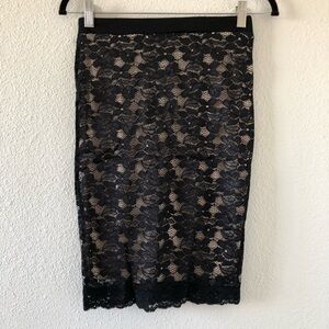 Roommates black lace over nude skirt size small